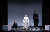 Hanjo. Anna Pieri, Lorena Cesaretti e Nicolò Sasso. Foto Arianna Busti